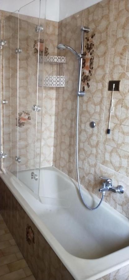 Da Terry Bed & Breakfast Vergiate Extérieur photo